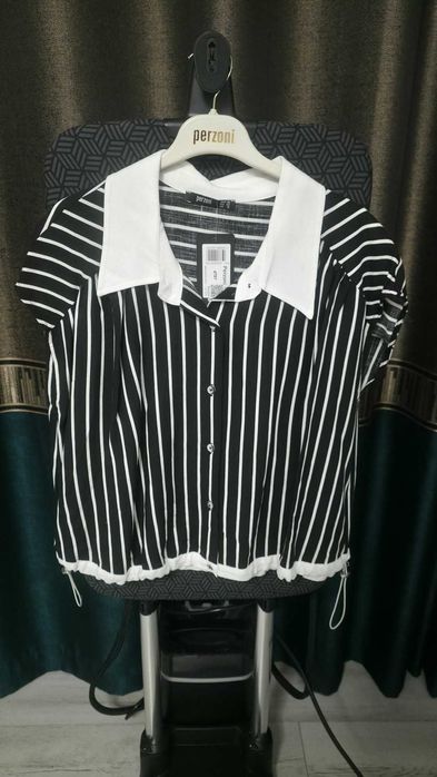 Bluza in dungi alb negru