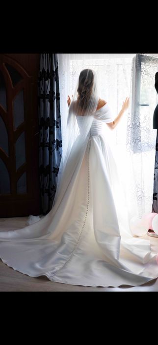 Rochie de mireasa (tafta)