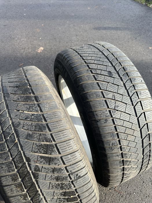 Roti complete BMW ,T5 ,T6  255 50 R19 ,5x120