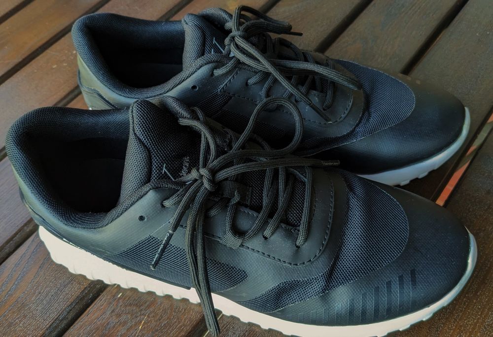 Vând pantofi sport Calvin klein Jeans