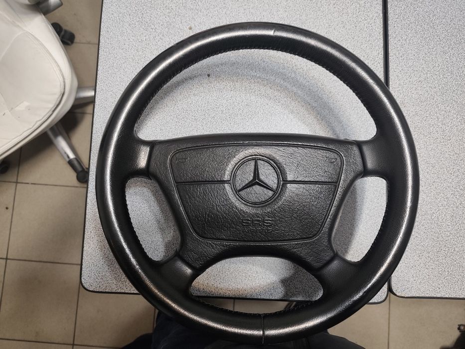 Волан Мерцедес w124,w202,w210,r129