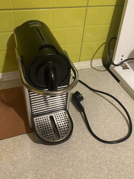 Капсульная кофемашина Nespresso отличное состояние
