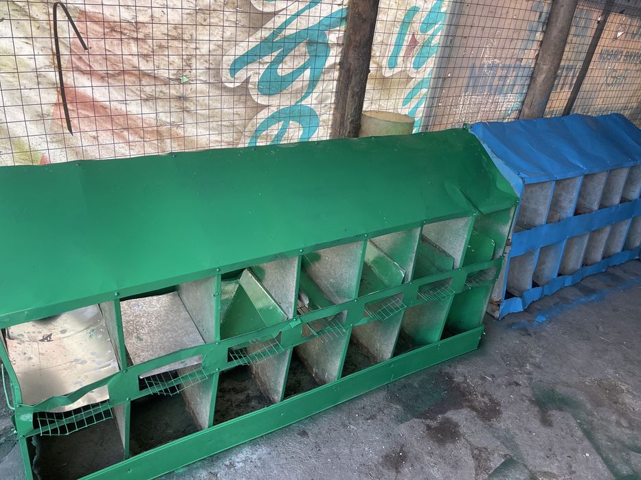 Гнезда для кур ,разные