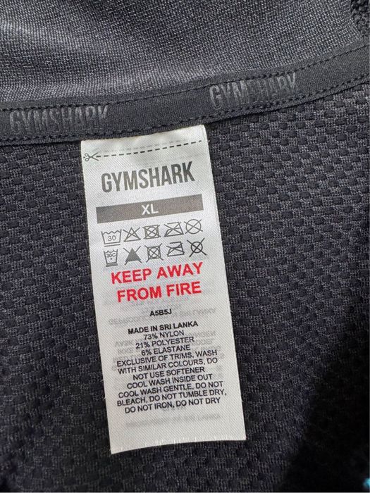 Gymshark onyx v5 худи размер м