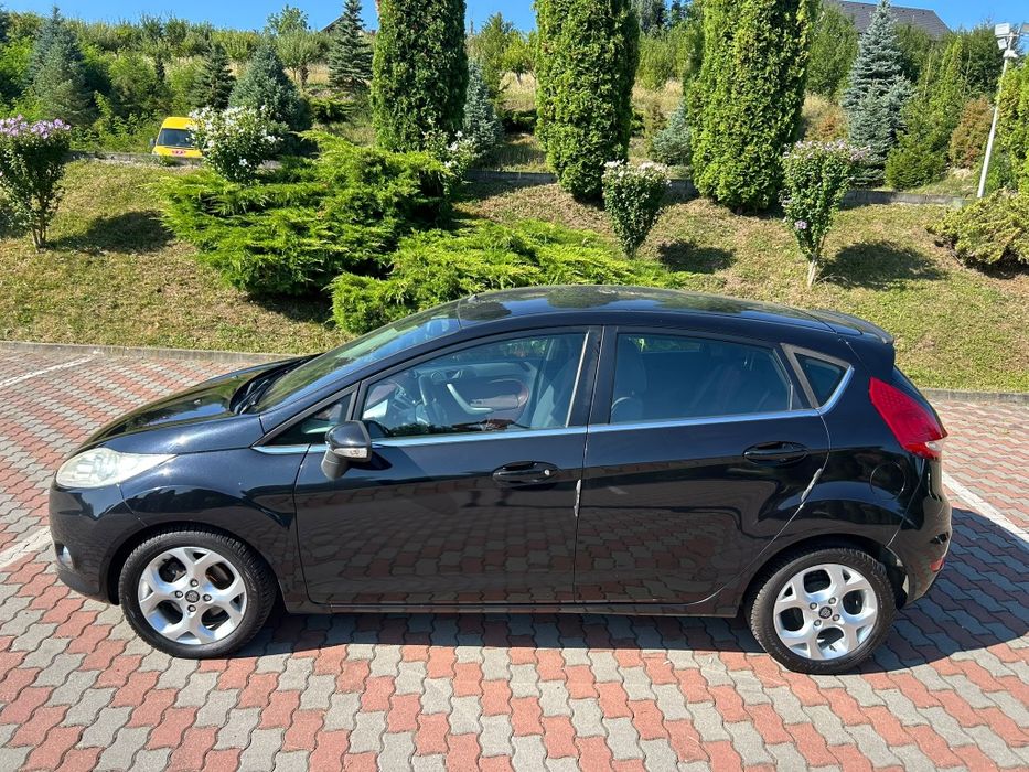 *Ford fiesta facelift titanium*2009*1.4benzina*97cai*euro4*adusa din germania*