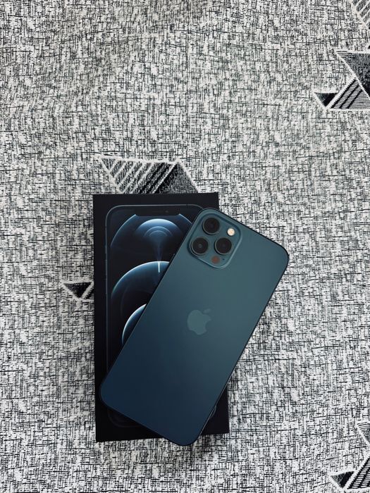 Продается 12 про макс