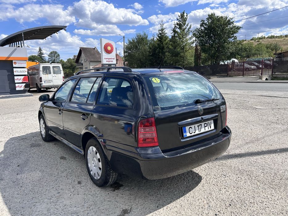 SKODA Octavia 2009 — imagine 3