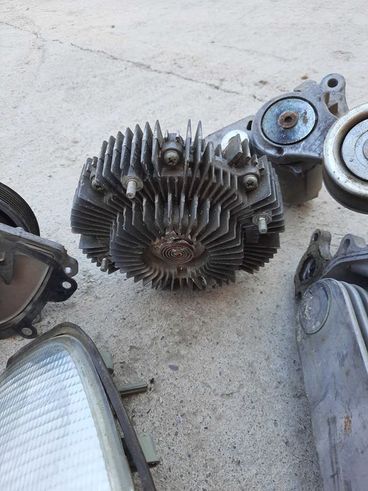 Автозапчасти разные