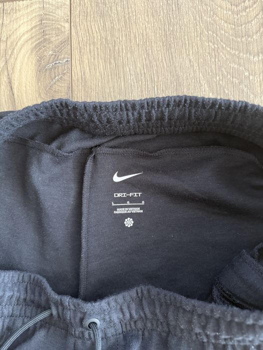 Оригинално НОВО долнище Nike , черно, мъжко