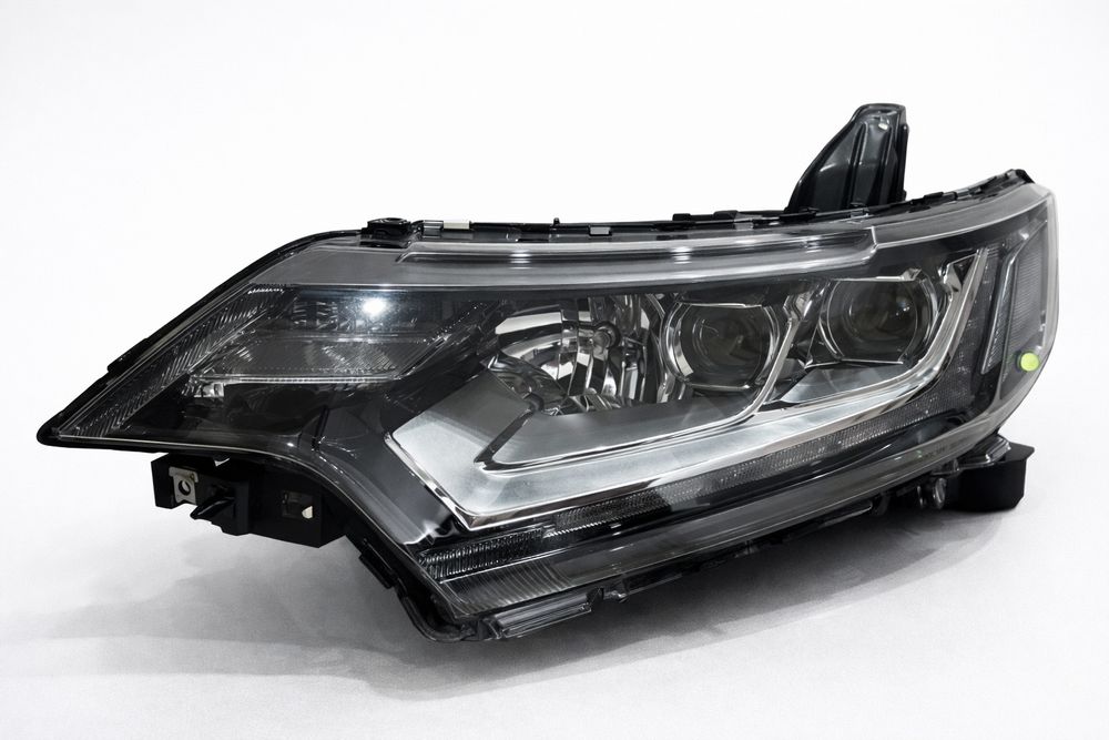 Фара диодная на Mitsubishi outlander