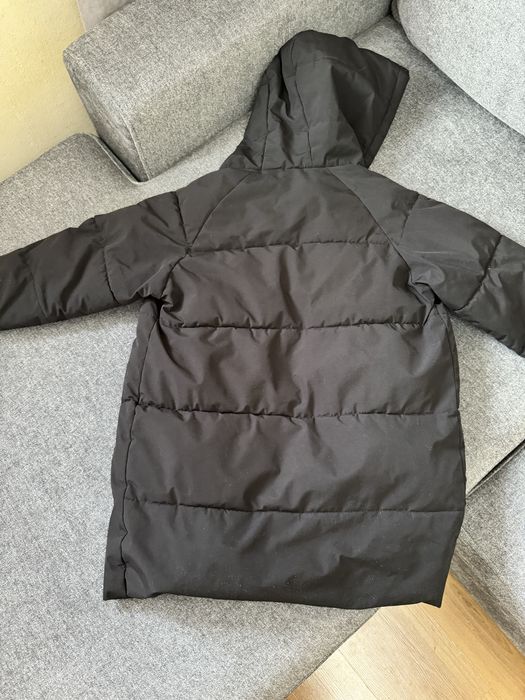 Продам детскую куртку на мальчика