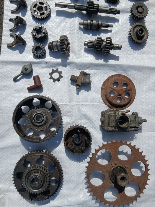 Запчасти на мотоцикл