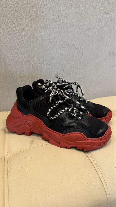 Кроссовки N 21 - оригинал , размер 37