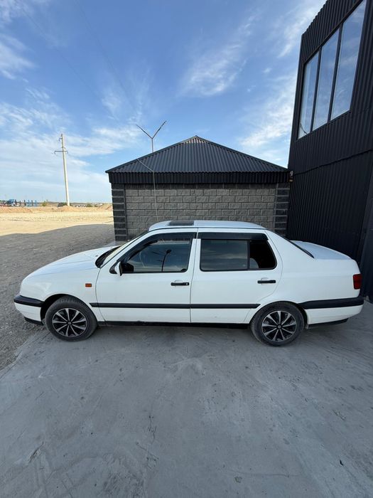 Продам Volkswagen срочно!