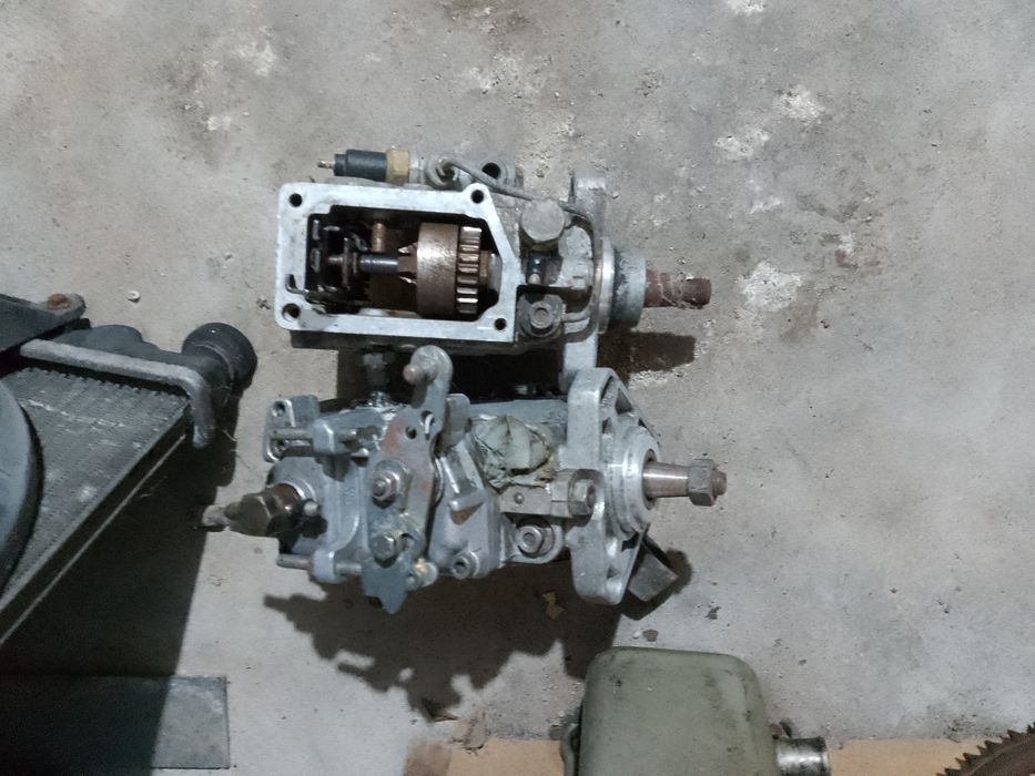 Нафтова помпа от 1.9 Дукато