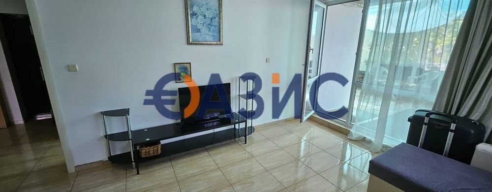 Продава се Тристаен апартамент в Свети Влас - 82 кв.м за 964 €/кв.м - Снимка #6