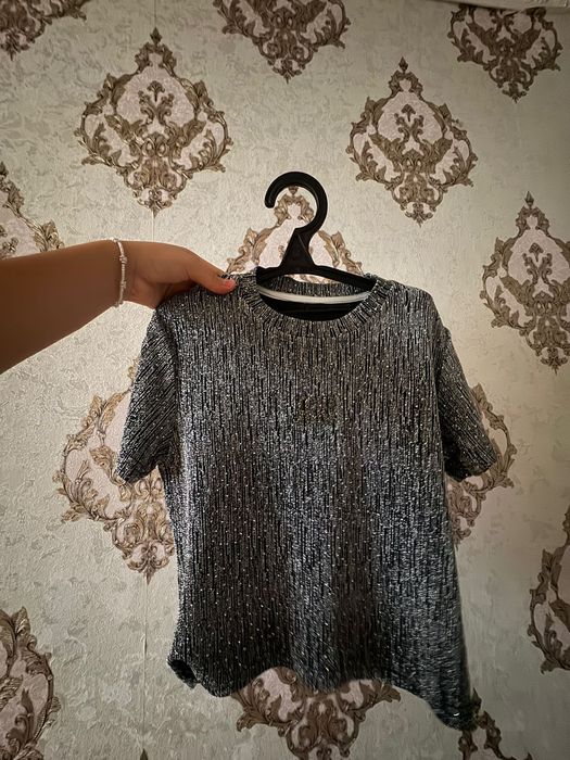 Продаю топ хороший