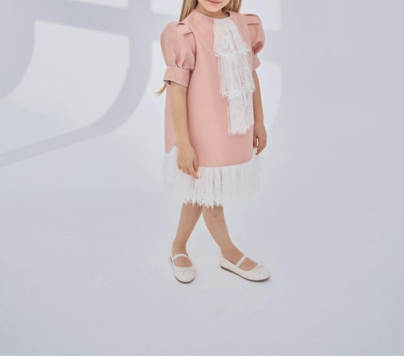 Rochite Anouka 8 ani