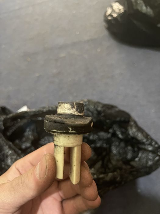 Запчасти на bmw e30