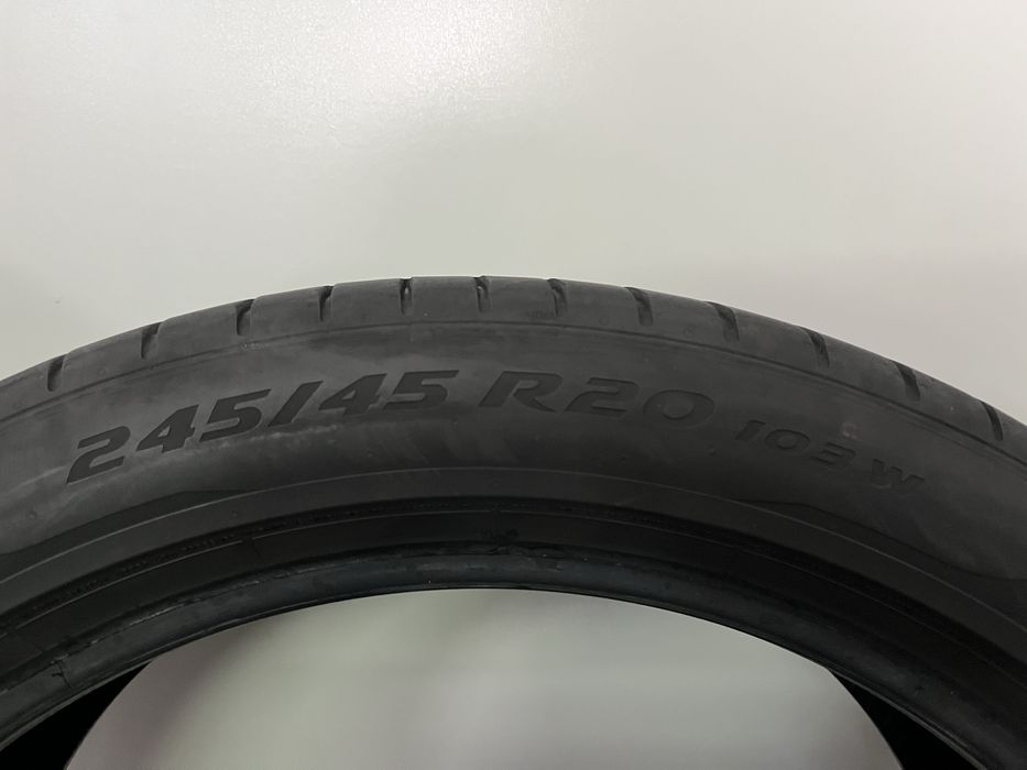 Летни гуми спорт пакет 275/40/20 и 245/45/20 Pirelli