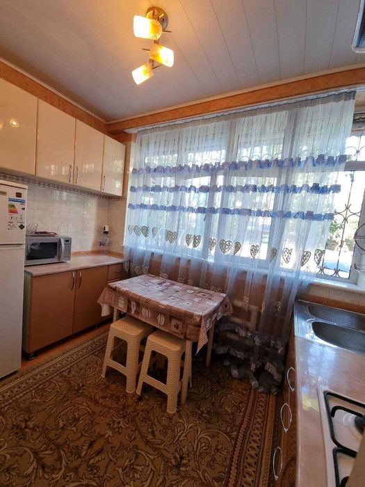 Сдается в аренду 3 ком квартира на 1 этаже