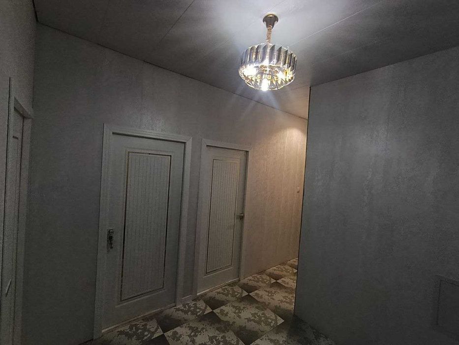 3 xonali yevro remont kvartira Medgaradokda sotiladi