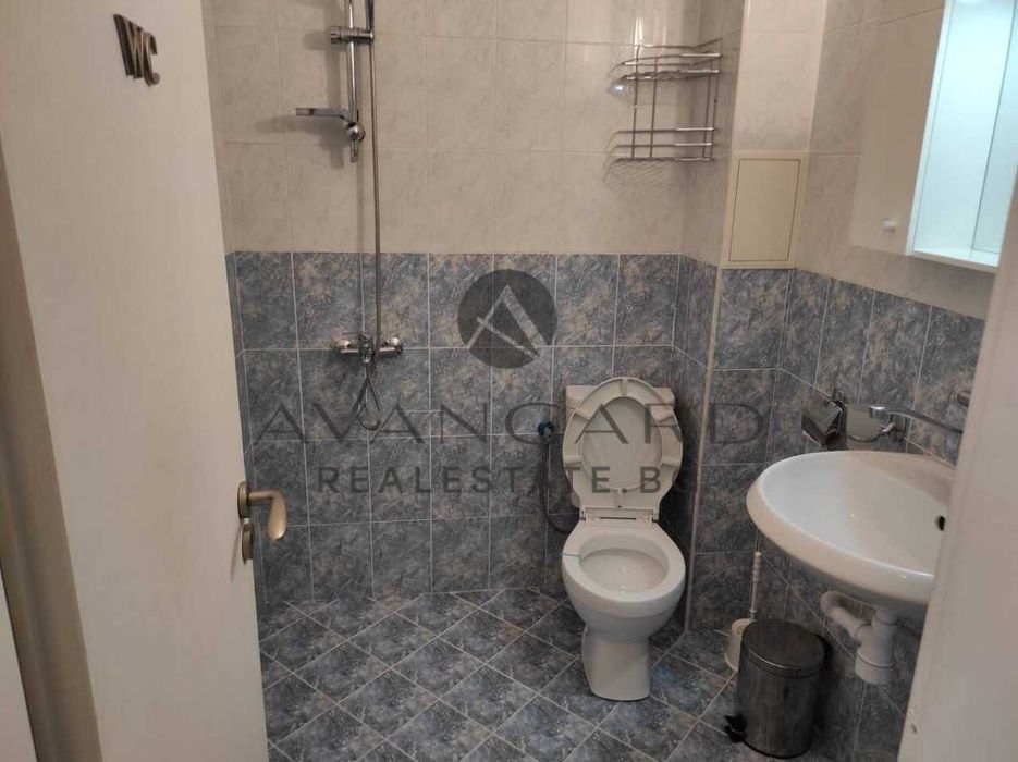 Продава се Двустаен апартамент в Пловдив, Кючук Париж - 75 кв.м за 1768 €/кв.м - Снимка #14