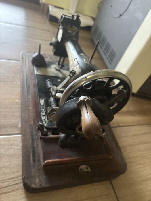 шевна машина работеща