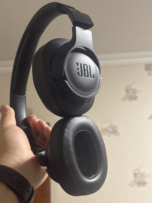 Наушники JBL 710BT