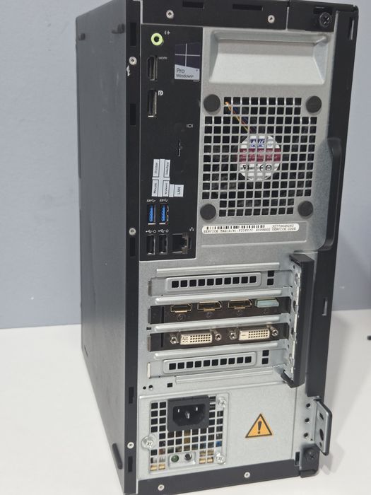 I7 6700 16GB DDR3 GTX 960 4GB  ssd 240