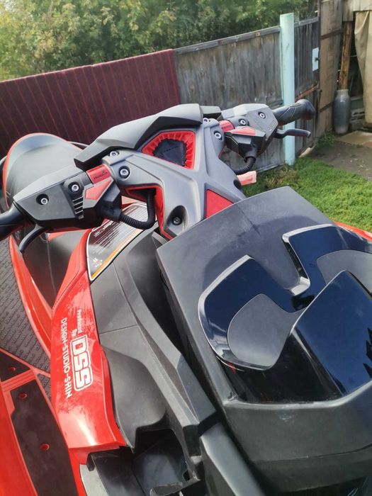 Гидроцикл Sea-Doo RXT-300RS