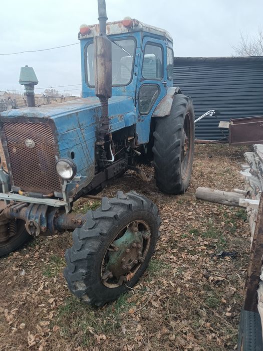 Продам трактор т40