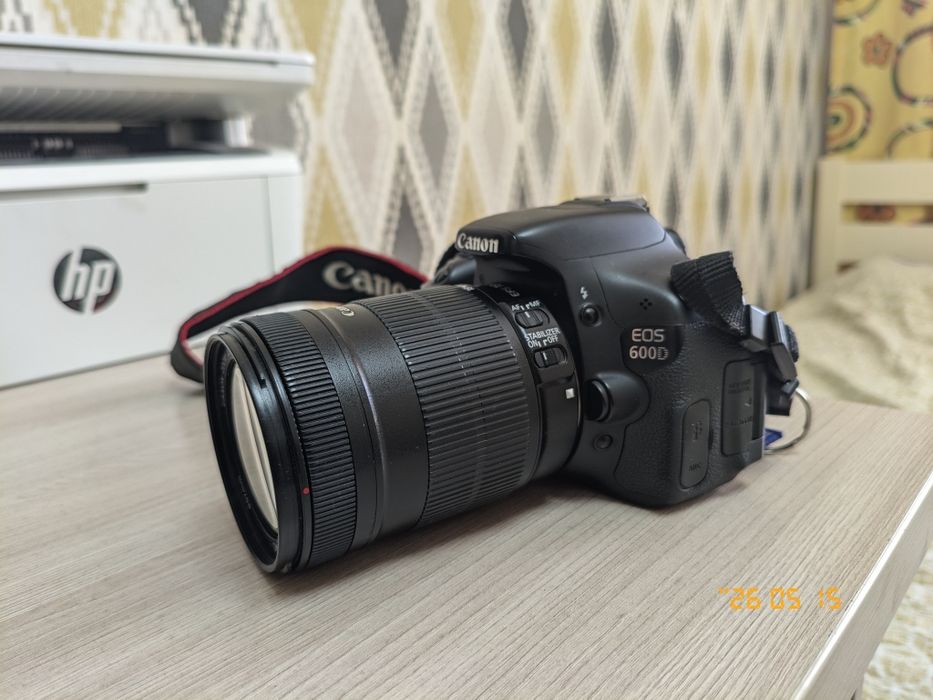 Фотоаппарат Canon EOS 600D