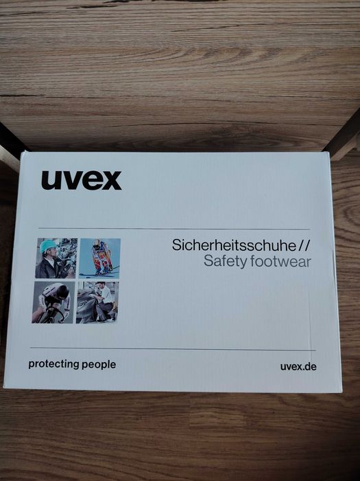 Bocanci - Pantofi de protectie Uvex , ESD , marimea 44 , NOI
