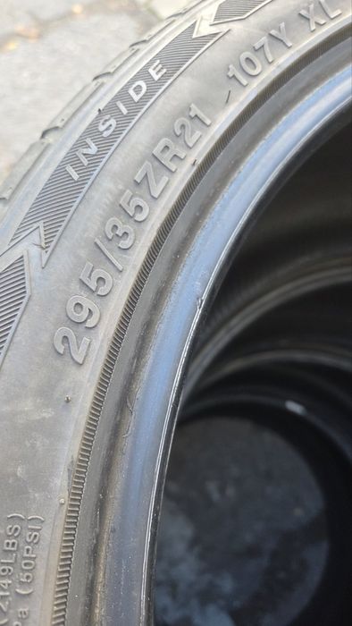 Гуми 295/35/21 като нови