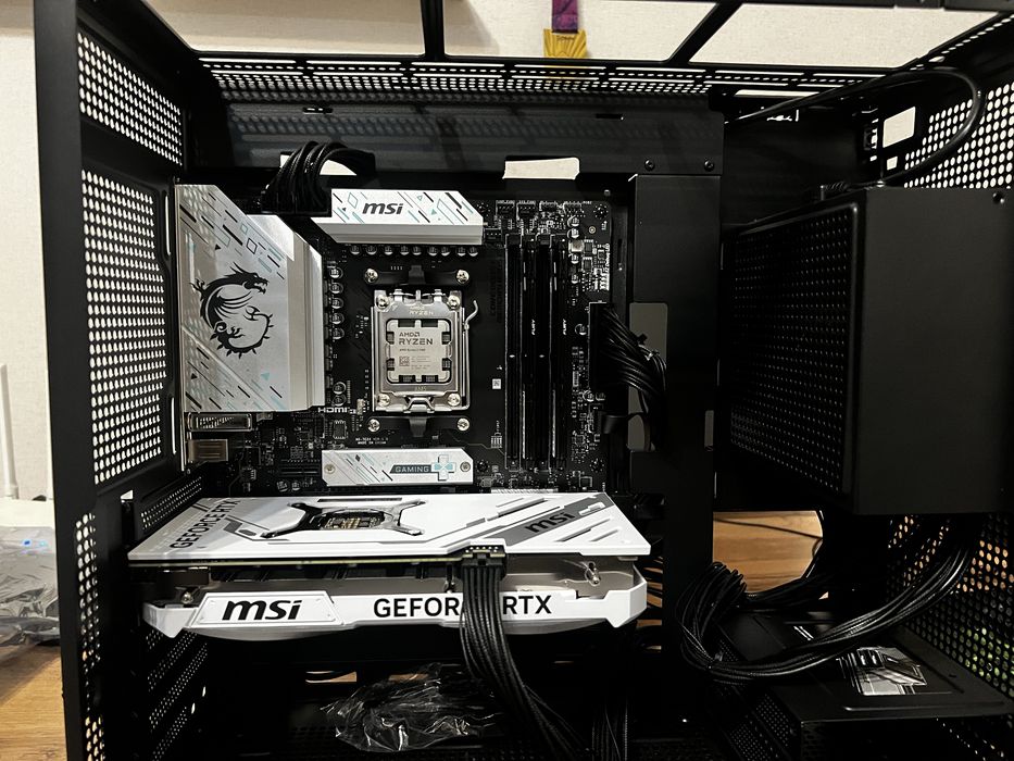 Продам RTX 4070 super