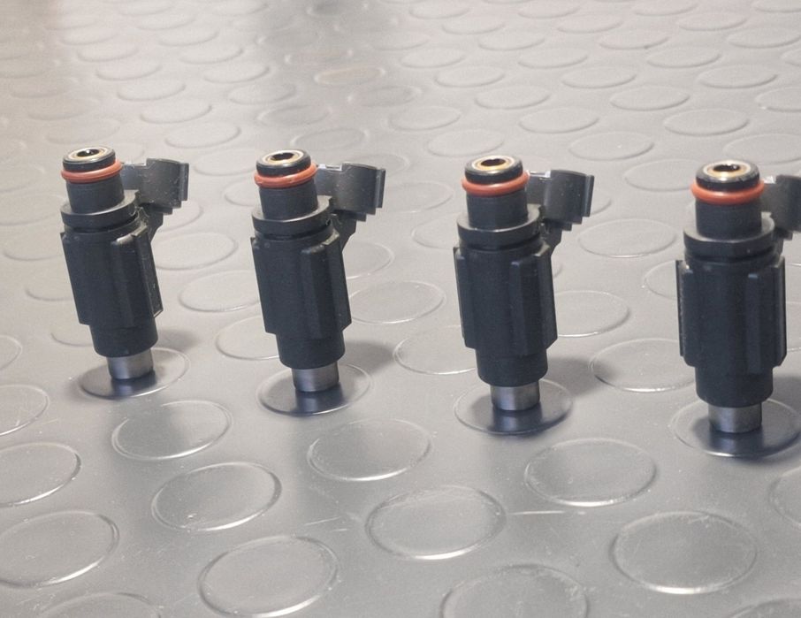 Бензинови инжектори Suzuki GSR600 GSR 600 Сузуки Bosch Перфектни