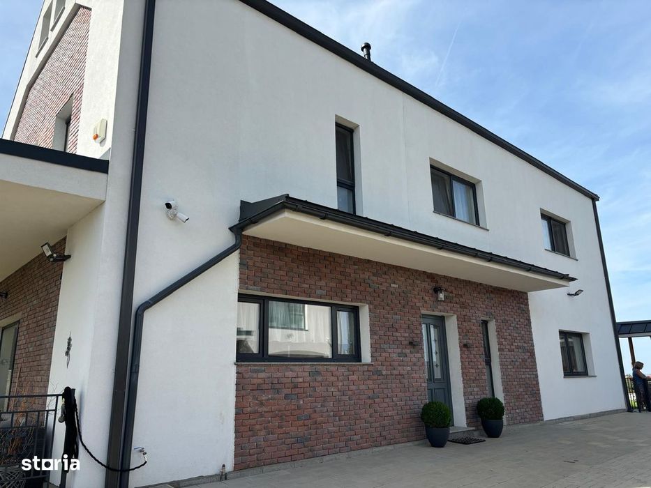 Vand vila ultramodern in Feleac