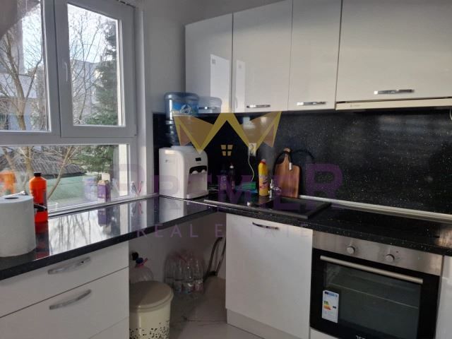 Продава се Тристаен апартамент в Вълчи дол - 85 кв.м за 454 €/кв.м - Снимка #4