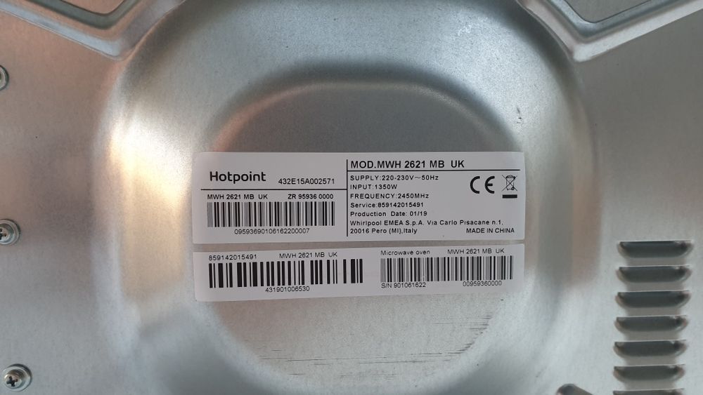 Микровълнова фурна "Hotpoint Ariston"