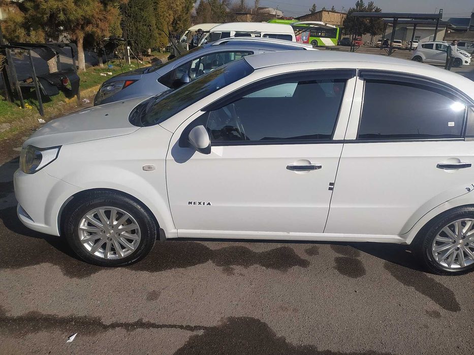 Срочно!!! Nexia 3 mexanika