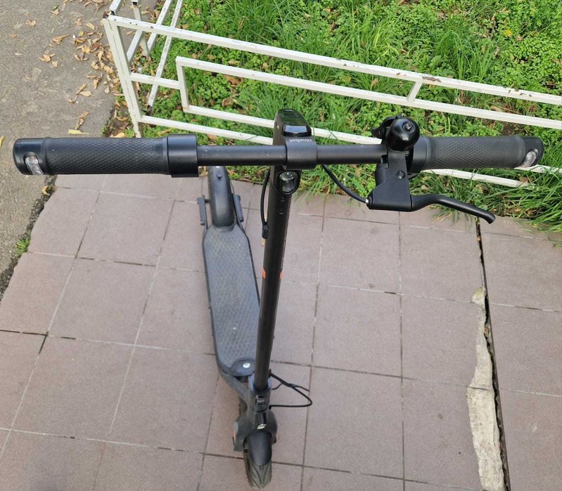 Trotineta electrica NINEBOT KickScooter F2 Pro, autonomie 55km cu incarcator original