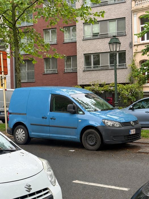 VOLKSWAGEN Caddy