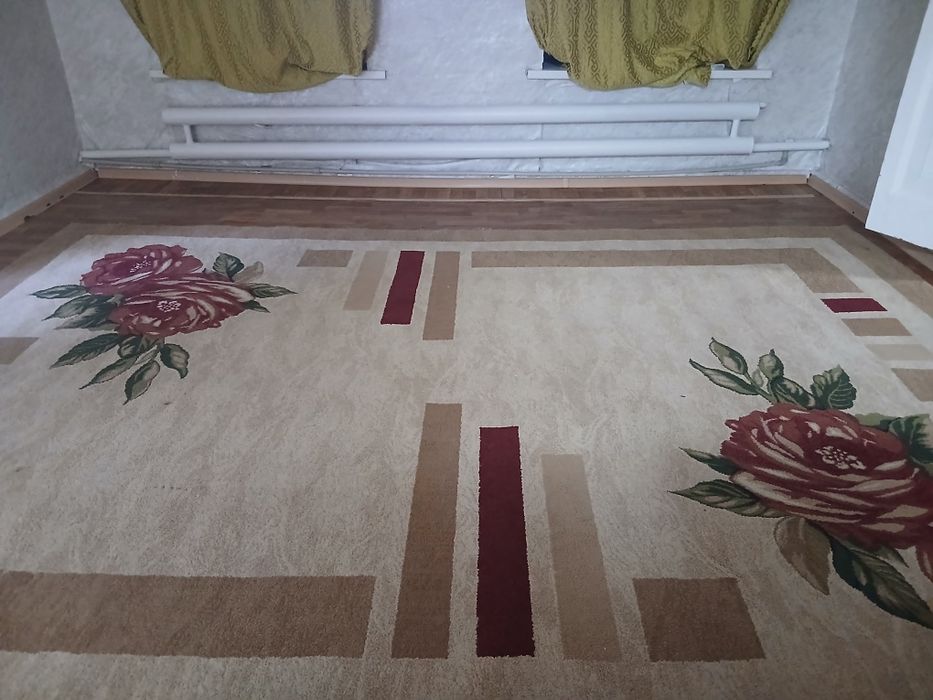 Продам ковёр 10000