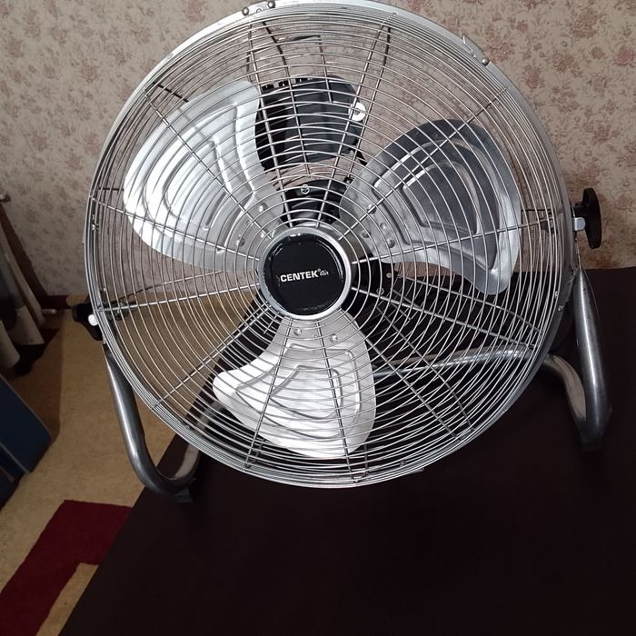 Вентилятор новый CENTEK  CT 5030. Мощный