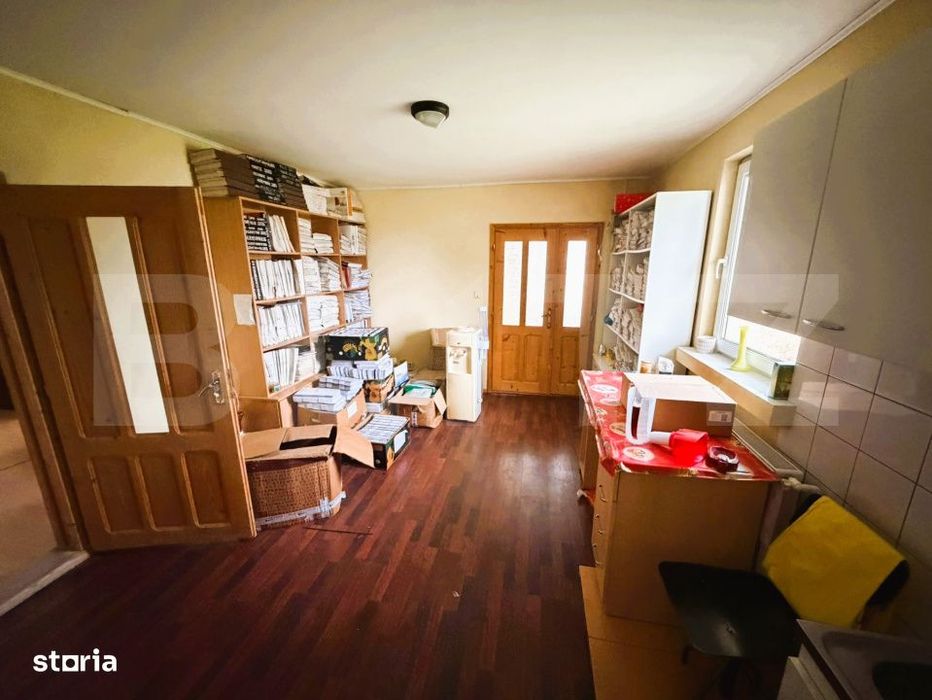 Spatiu comercial si hala de inchiriat, 215 mp, teren 2500 mp, zona Bos