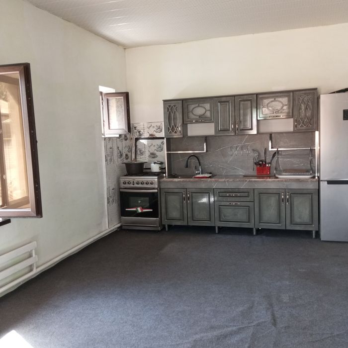 Уи Срочно сотилади