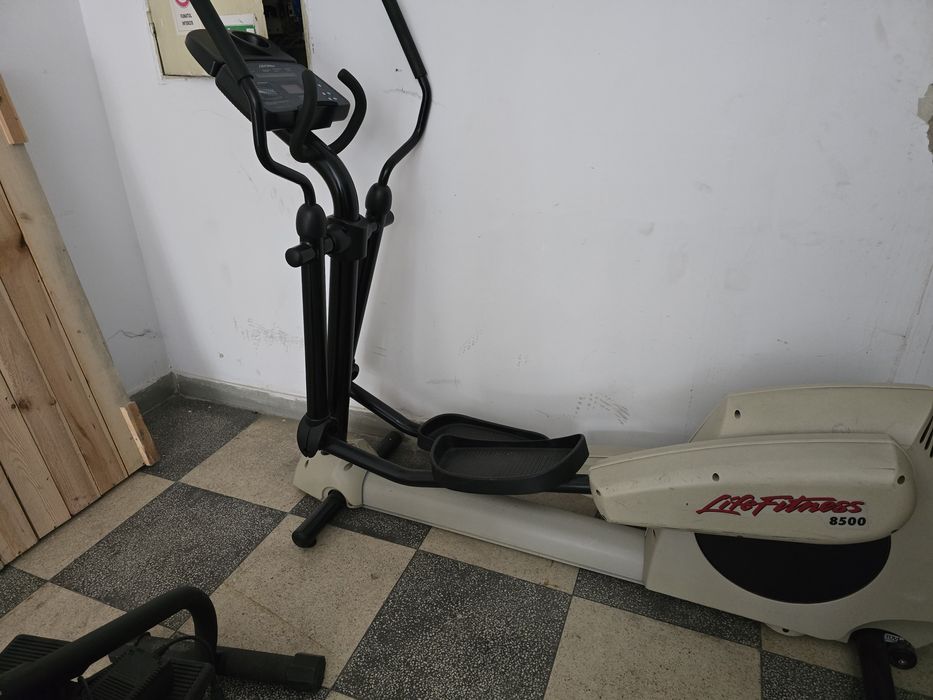 Eliptica life fitness cross trainer
