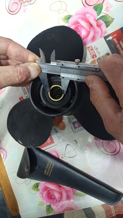 Vând elica barcă Yamaha