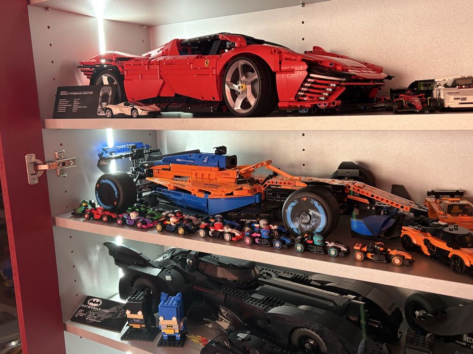 Продавам Lego Technic McLaren F1 42141